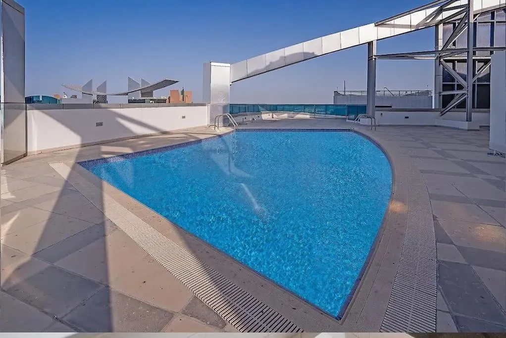 Prime Location 3 Bedroom Beach Front أبو ظبي شقة